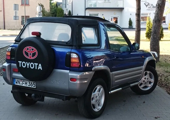 Toyota RAV4 cena 19900 przebieg: 155924, rok produkcji 1998 z Radom małe 172